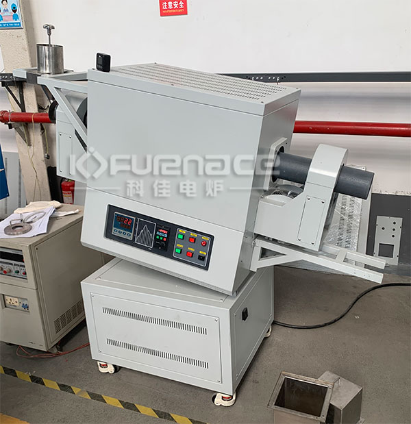 可更换其他类型炉管的实验型回转炉