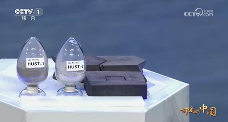 利用真空烧结和3D打印技术制成榫卯结构的月壤砖